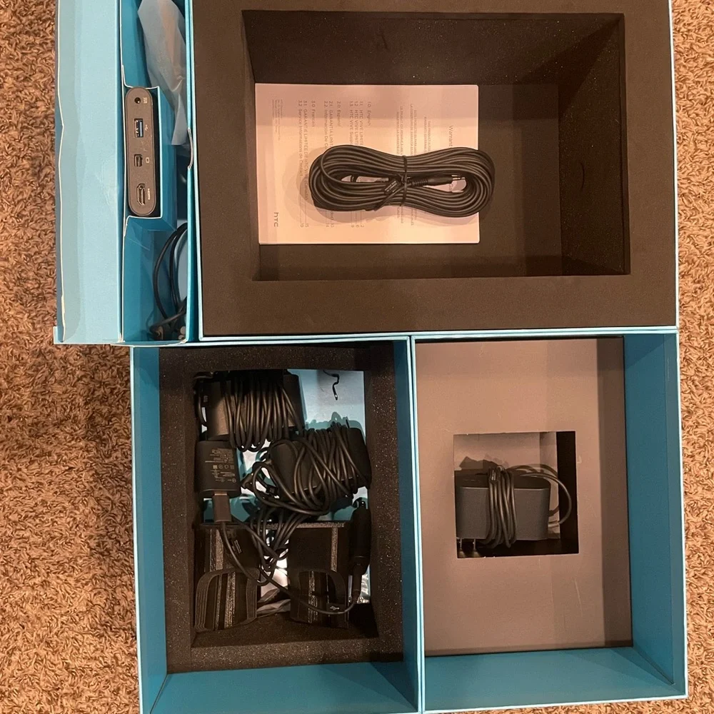 HTC VR Accessories Set - Black and Blue